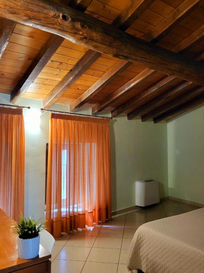 Hotel Federico II Castiglione De Sicilia Esterno foto